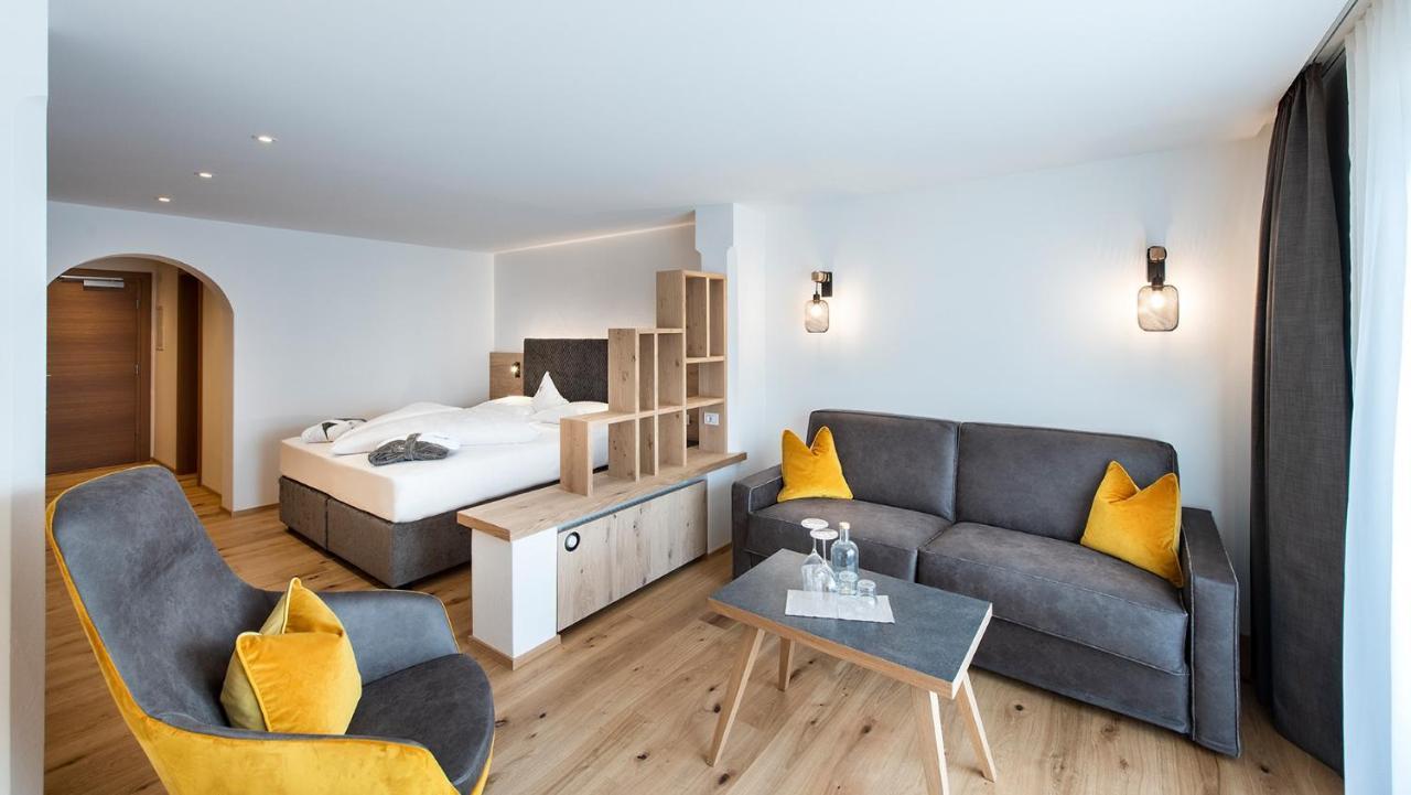 Der Mohrenwirt **** Hotel Burgusio Buitenkant foto