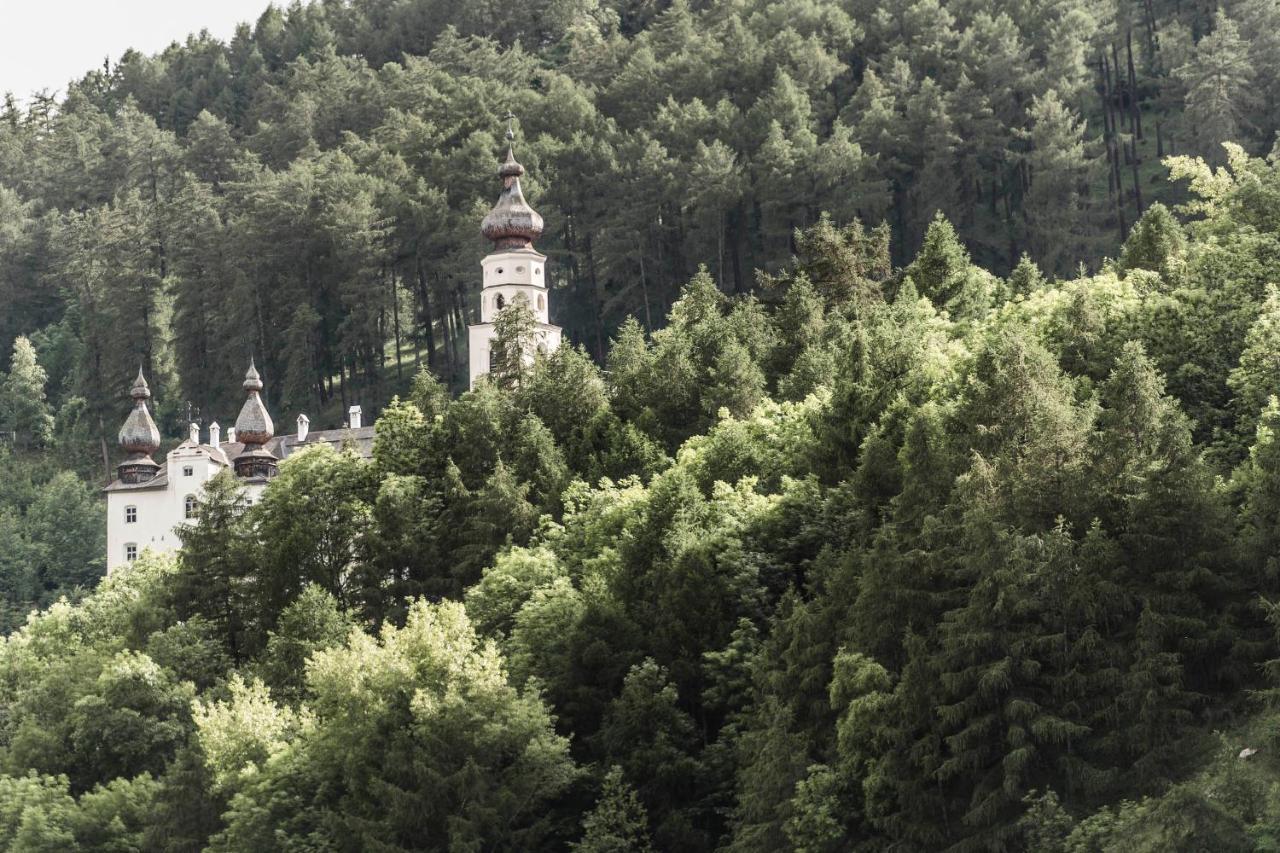 Der Mohrenwirt **** Hotel Burgusio Buitenkant foto
